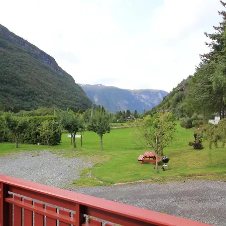 Appartamento Skahjem Gard Aurland Esterno foto