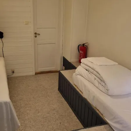 Appartamento Skahjem Gard Aurland Esterno foto