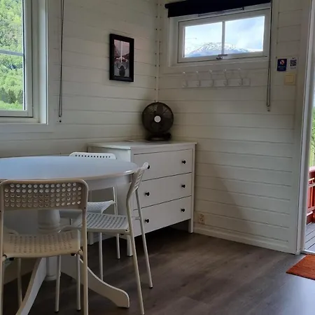 Appartamento Skahjem Gard Aurland Esterno foto