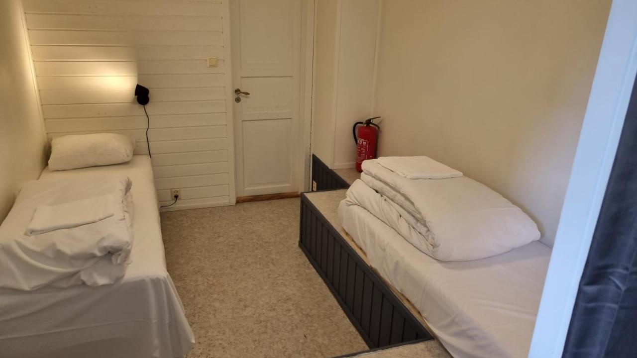 Skahjem Gard Aurland