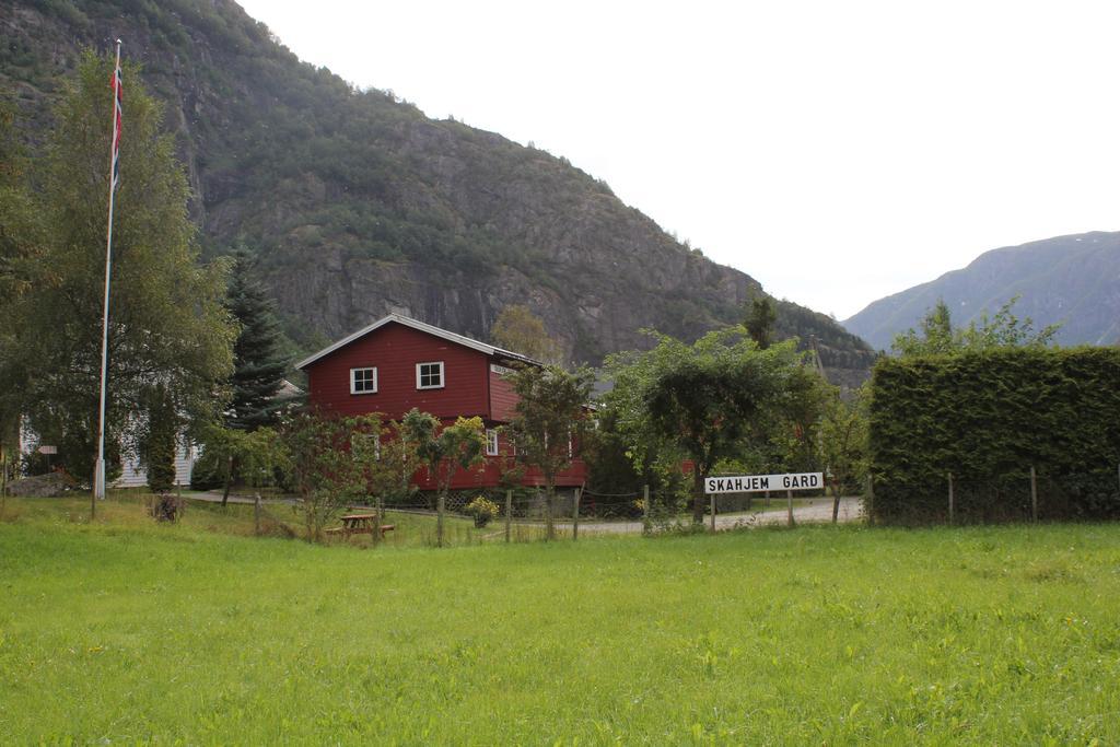 Skahjem Gard * Aurland